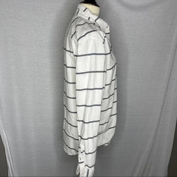 A25). Aeropostale NYC Men Button Down Shirt Long Sleeve - Picture 7 of 15